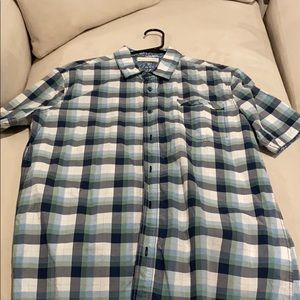 7 diamonds button down